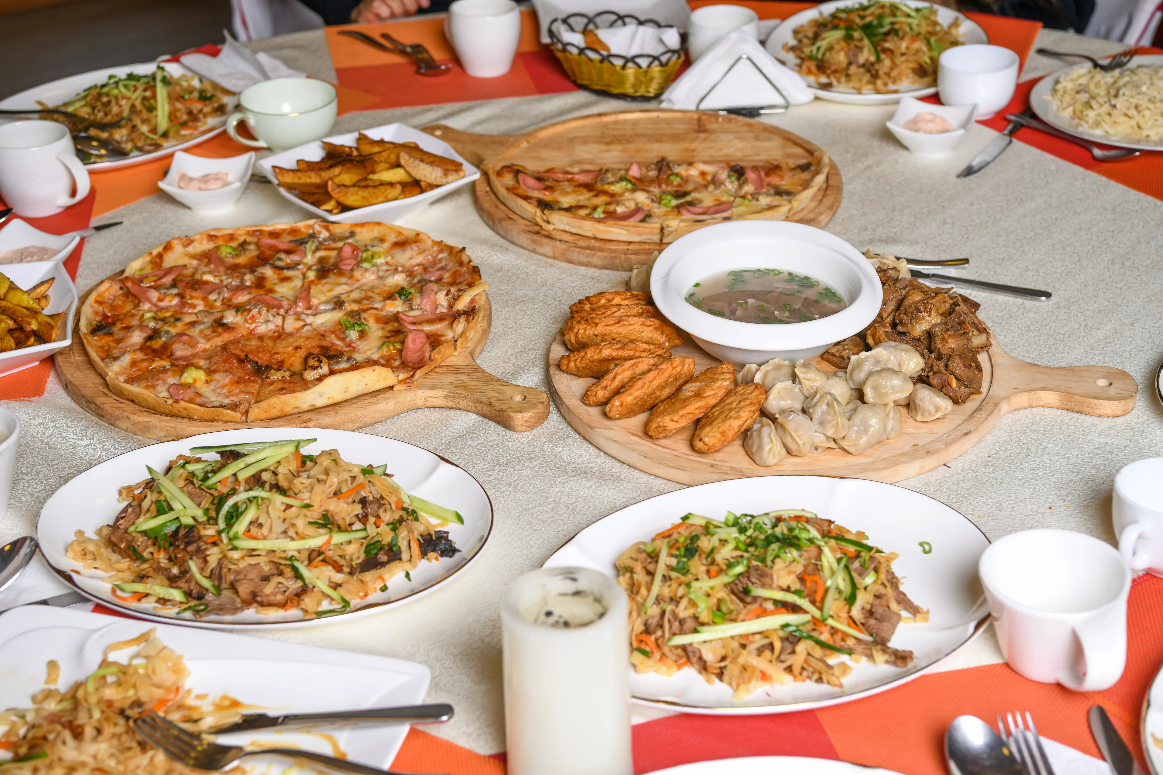 restaurant — carousel — 05