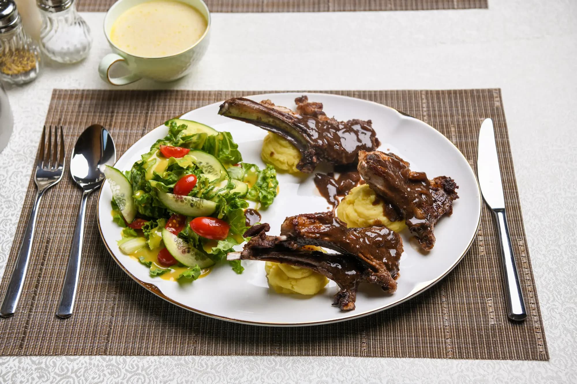 restaurant — collage bl