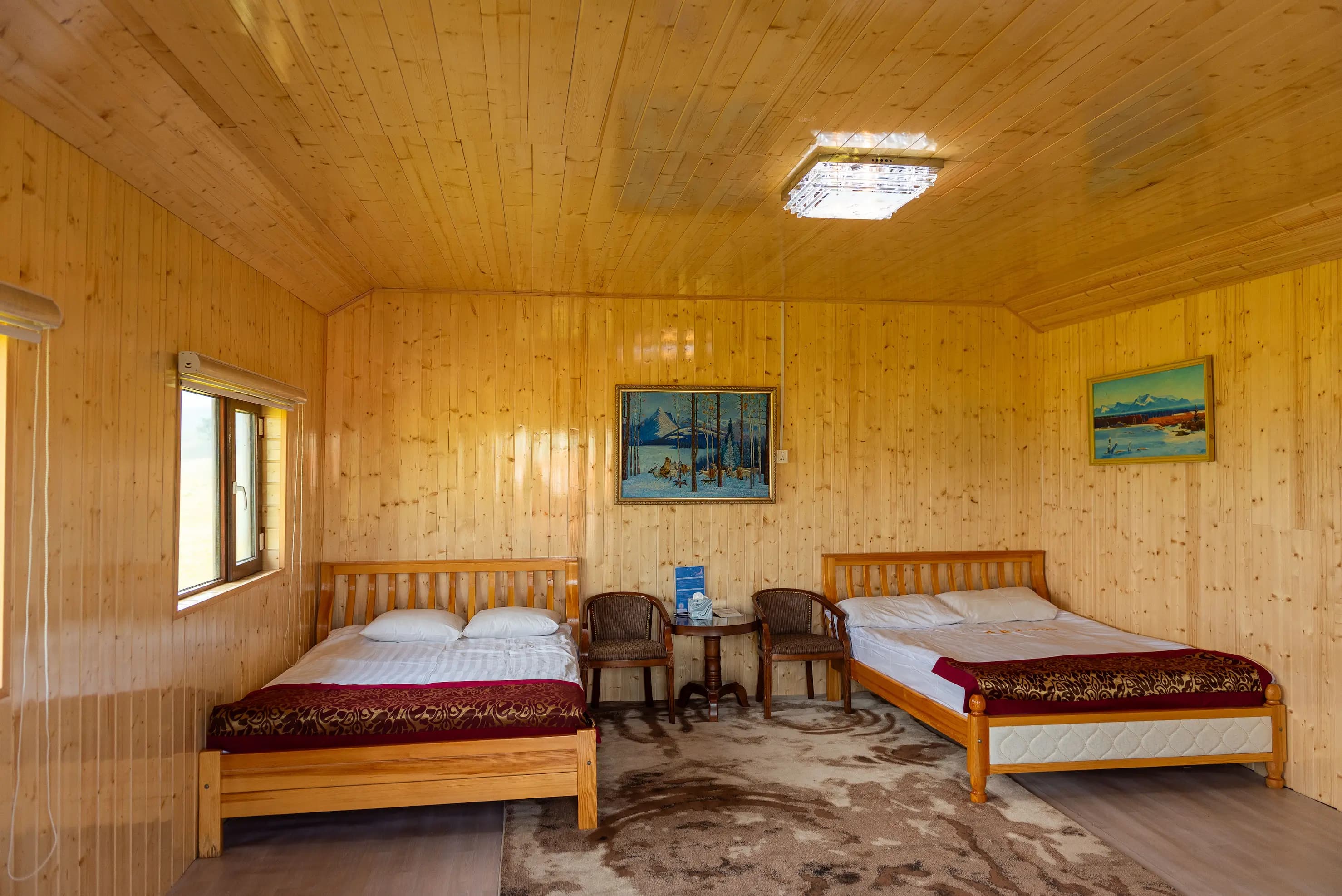 rooms — grand peninsula suite — 01