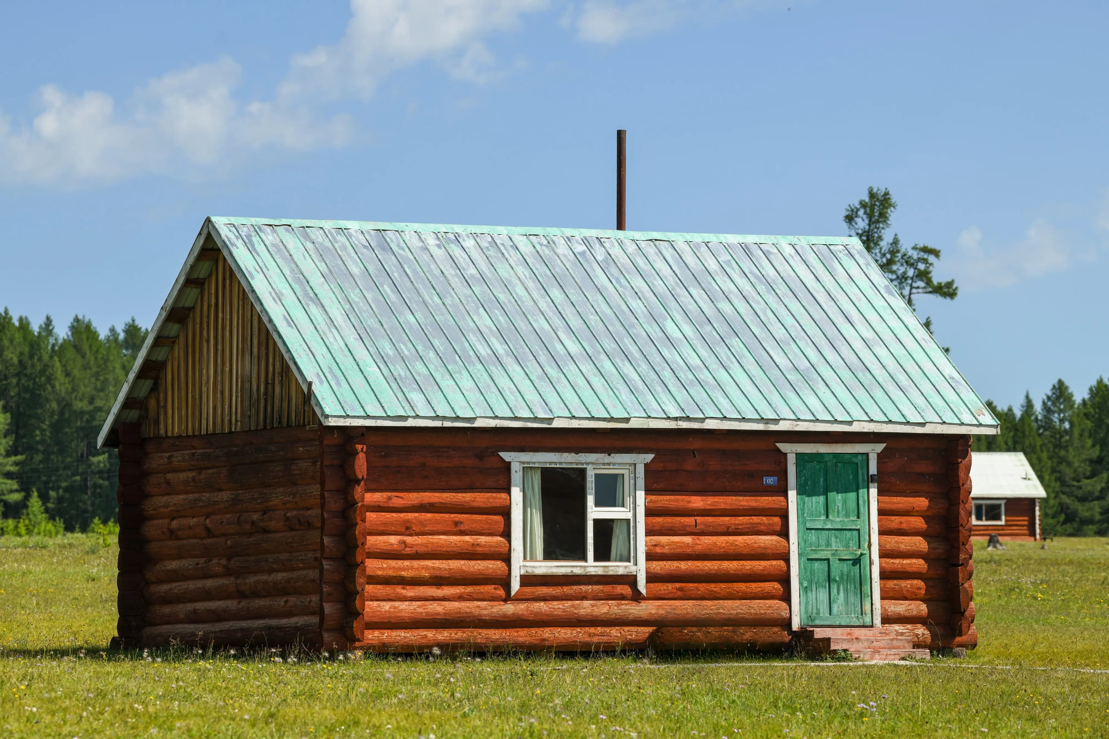 rooms — lakeside cabin — 00