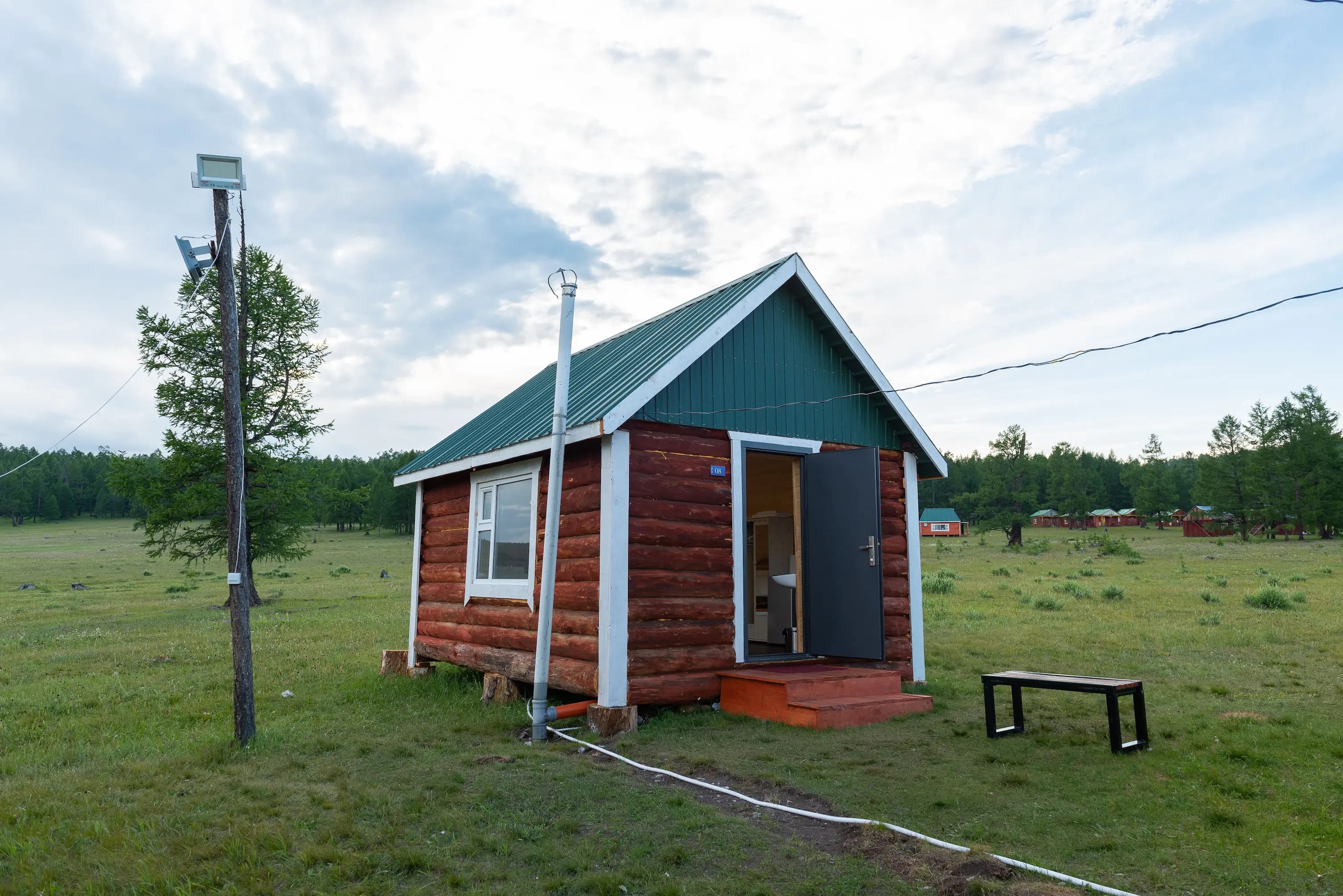 rooms — quad electric cabin — 04