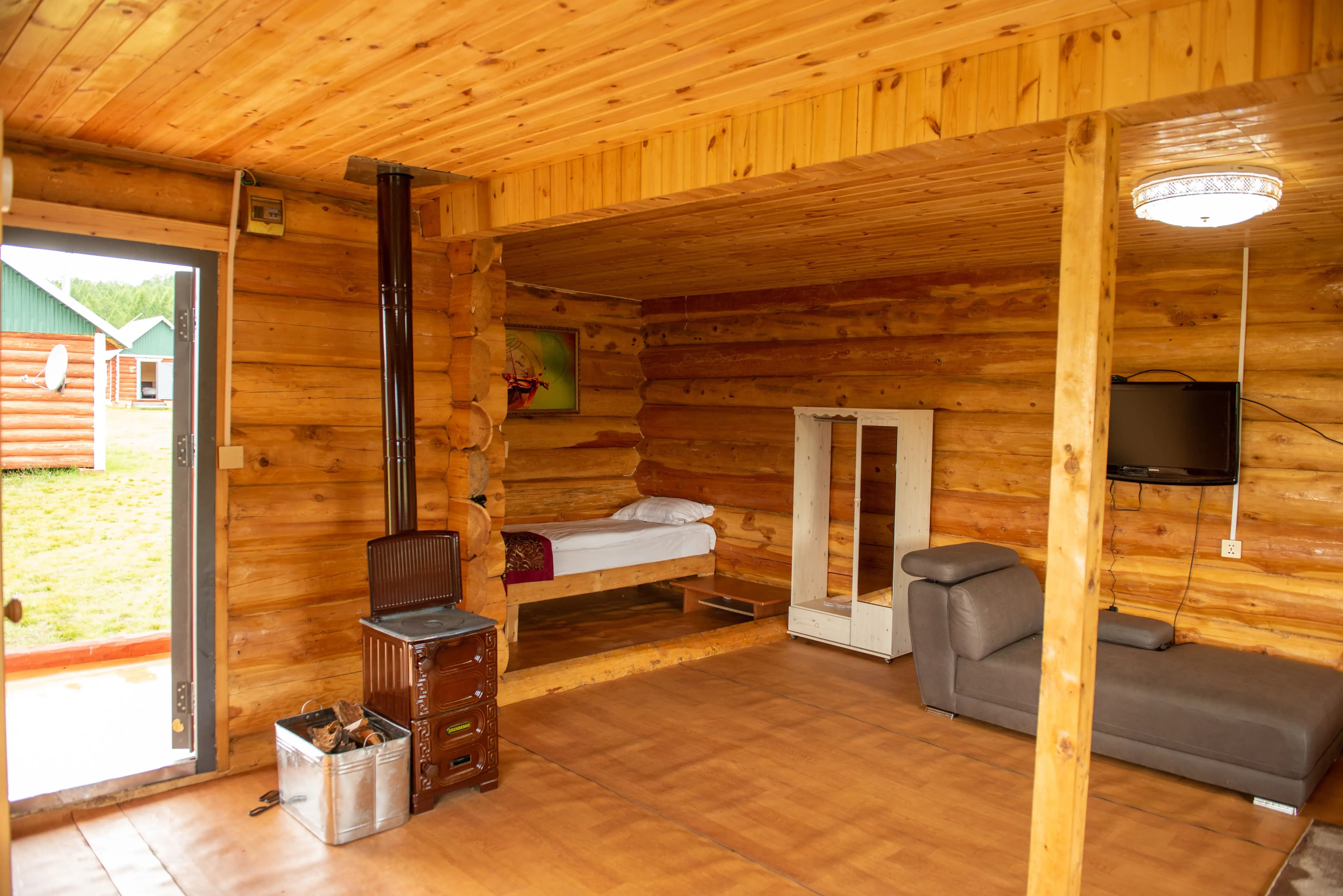 rooms — superior cabin — 01